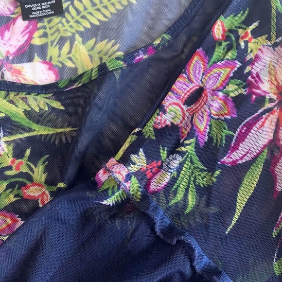 Blue Flutter Sleeve Ruffled Blouse - Picture 6 of 7